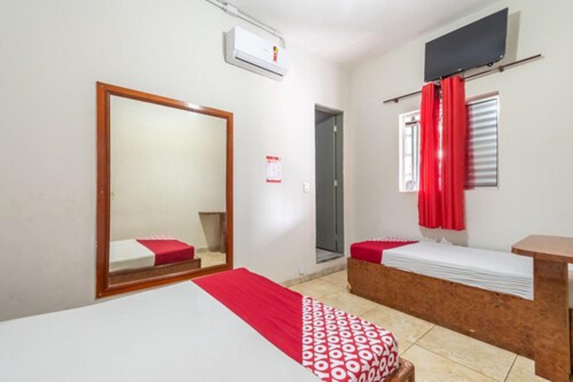 Oyo Hotel Dom Pedro, Сан-Пауло Экстерьер фото